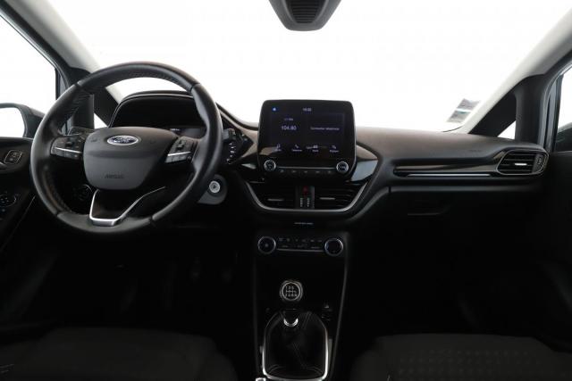 Ford Fiesta image 2