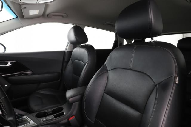 Kia Niro image 9