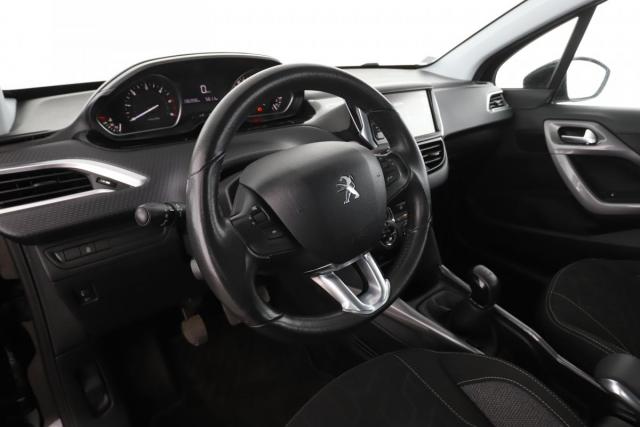 Peugeot 2008 image 9