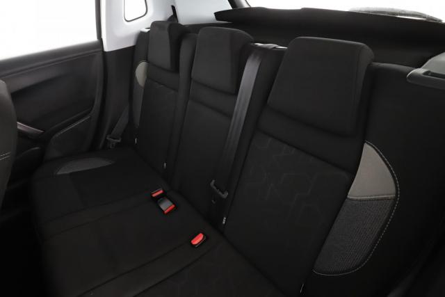 Peugeot 2008 image 6