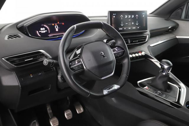 Peugeot 3008 image 2