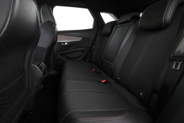 Peugeot 3008 image 7