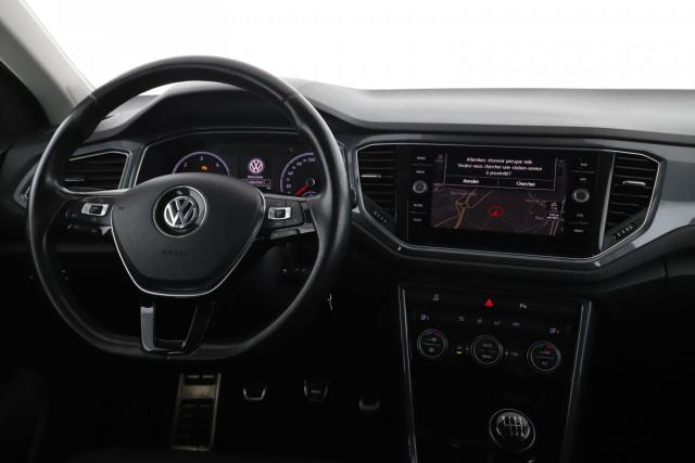 Volkswagen T-Roc image 2
