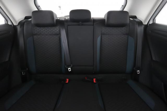 Volkswagen T-Roc image 4