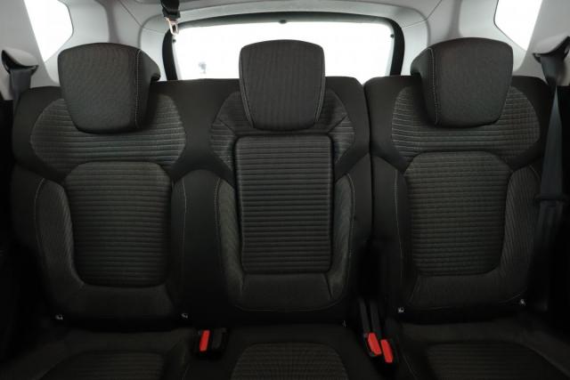 Renault Scénic image 2