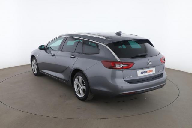 Opel Insignia Sports Tourer image 8