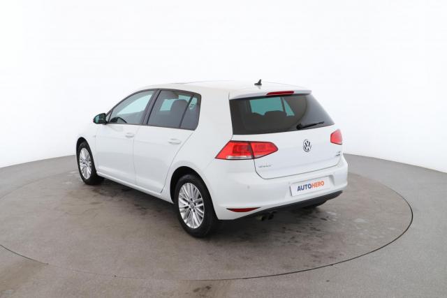 Volkswagen Golf image 8