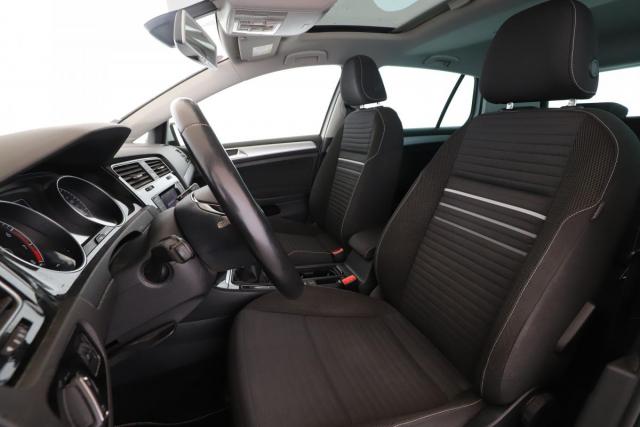 Volkswagen Golf image 3