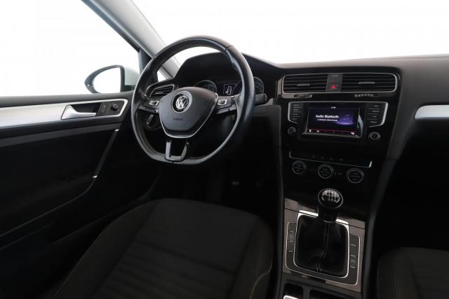 Volkswagen Golf image 4