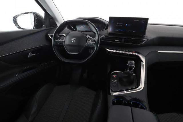 Peugeot 5008 image 1