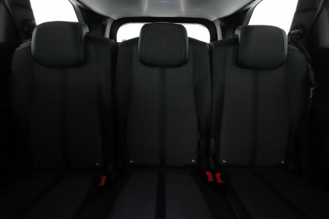 Peugeot 5008 image 3