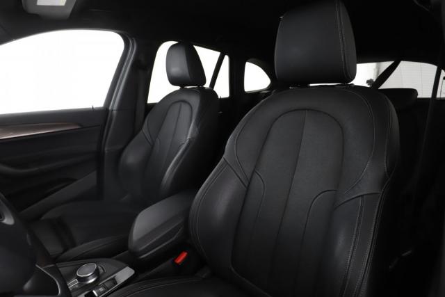Bmw X1 image 9