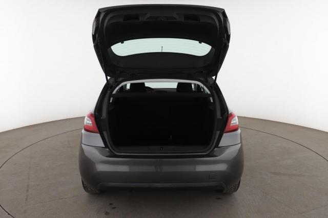 Peugeot 308 image 1