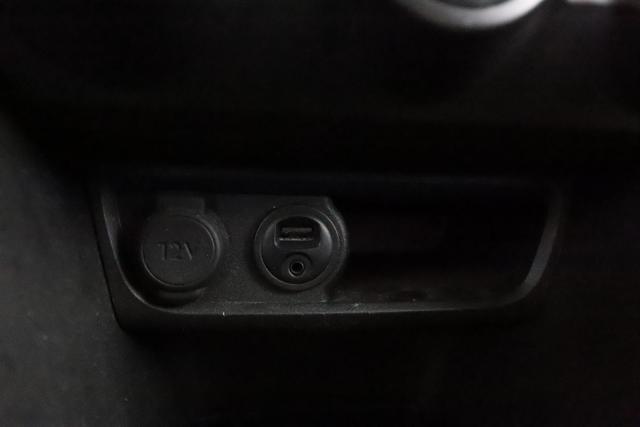 Peugeot 2008 image 2