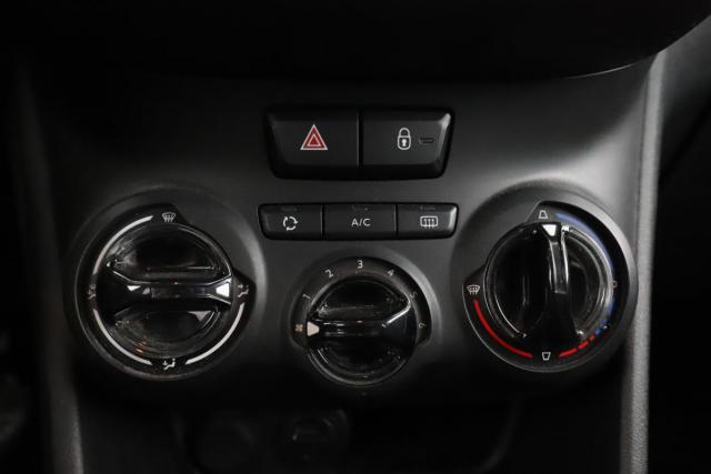 Peugeot 2008 image 7