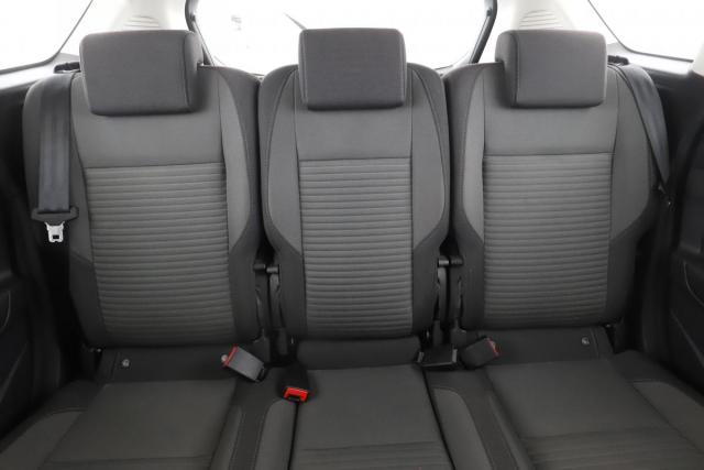 Ford C-Max image 4