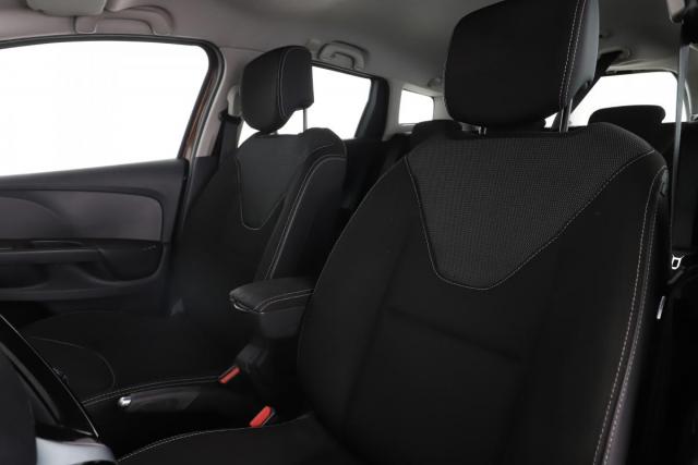 Renault Clio Estate image 4