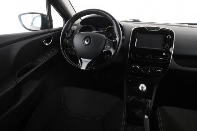 Renault Clio Estate image 5