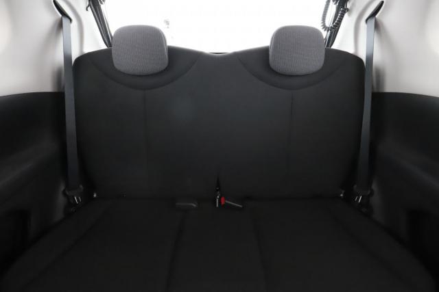 Peugeot 108 image 9