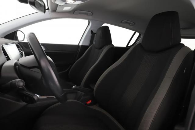Peugeot 308 image 8