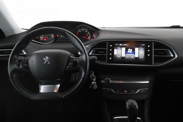 Peugeot 308 image 9