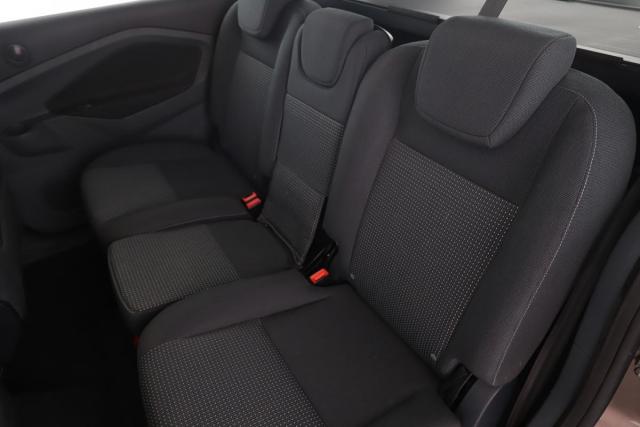 Ford Grand C-Max image 9