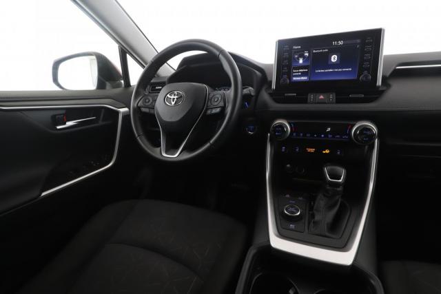 Toyota Rav4 image 2