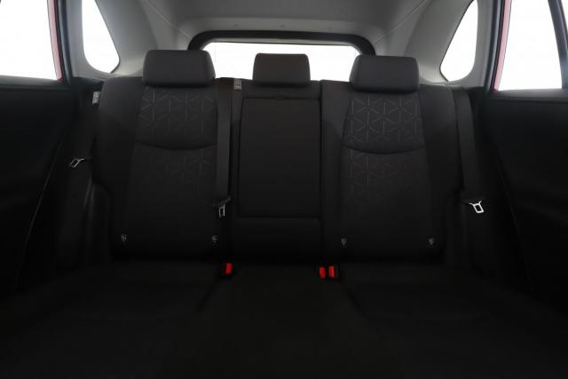 Toyota Rav4 image 8