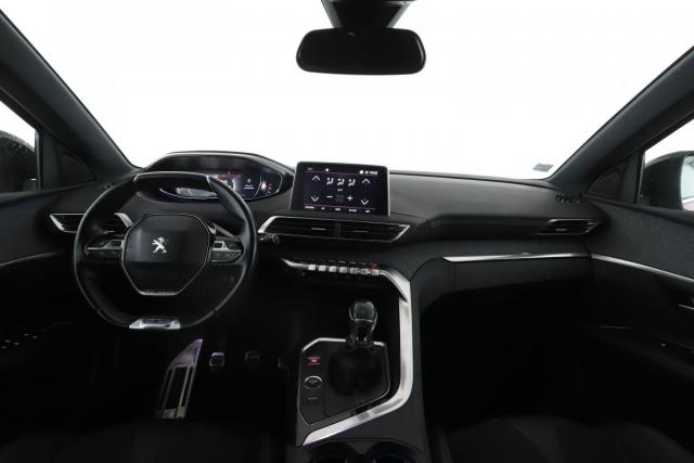 Peugeot 3008 image 2