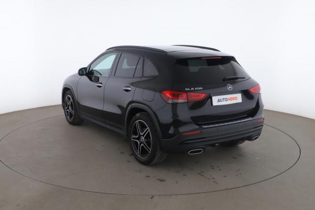 Mercedes Benz Gla image 8
