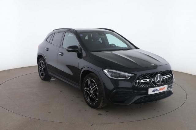 Mercedes Benz Gla image 9