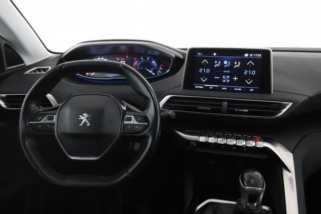 Peugeot 5008 image 7