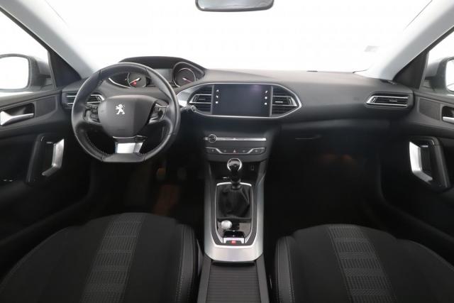 Peugeot 308 image 1