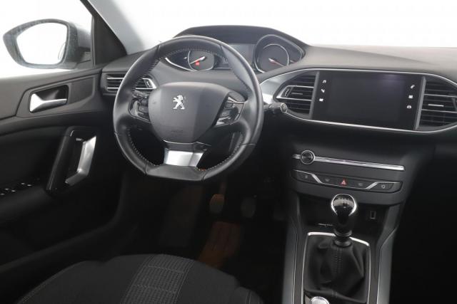Peugeot 308 image 8