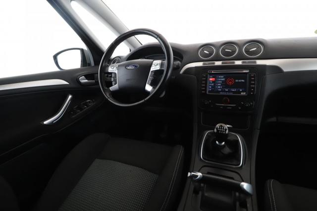 Ford S-Max image 6