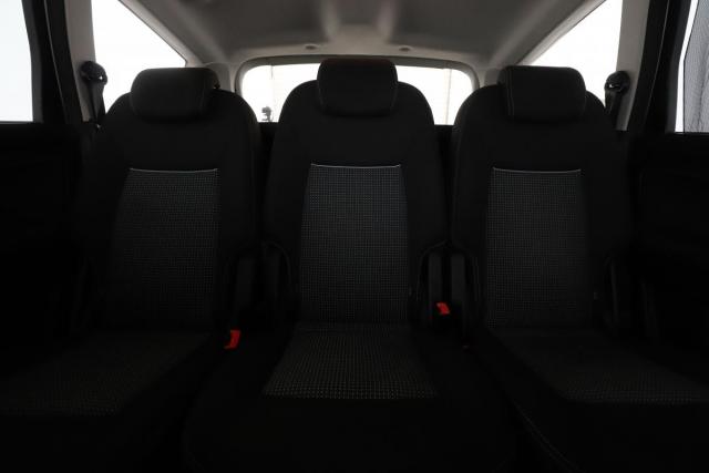 Ford S-Max image 8