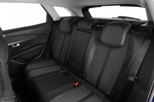 Peugeot 3008 image 2