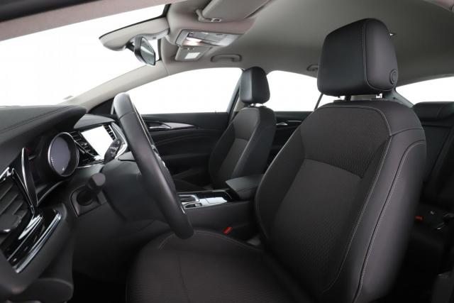 Opel Insignia image 9