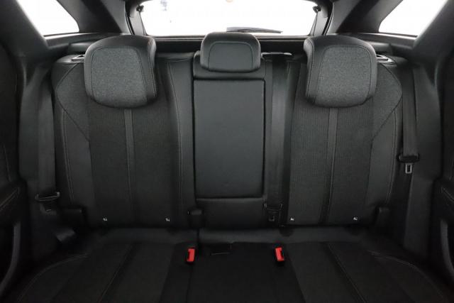 Peugeot 3008 image 1