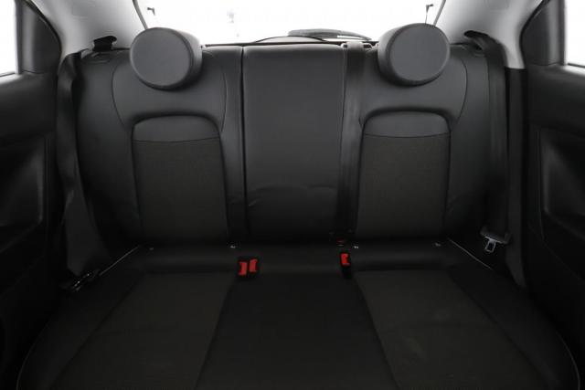 Fiat 500x image 8
