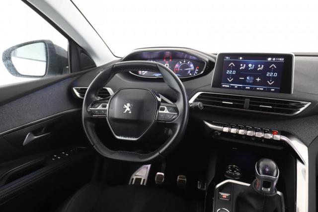 Peugeot 5008 image 9
