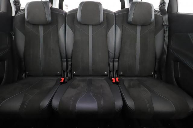 Peugeot 5008 image 3