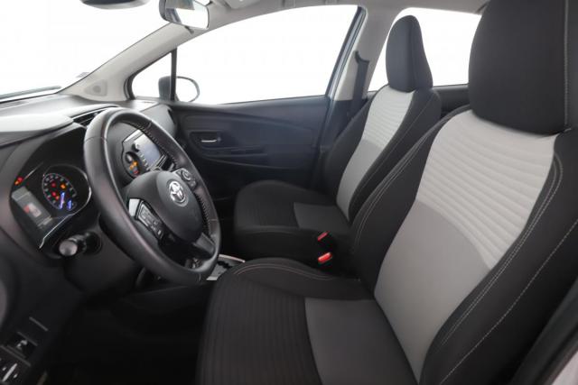 Toyota Yaris image 6