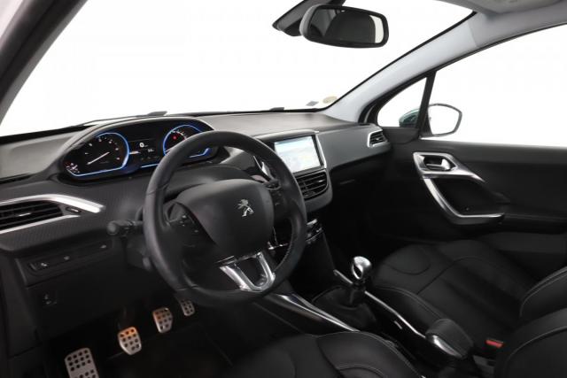 Peugeot 2008 image 4