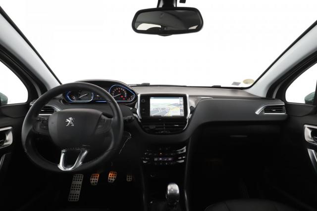 Peugeot 2008 image 6