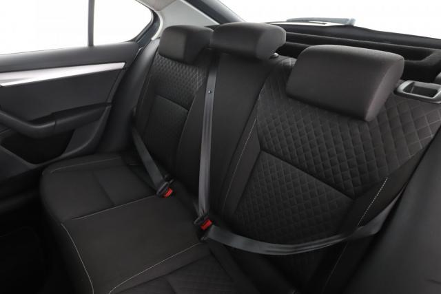 Skoda Octavia image 1