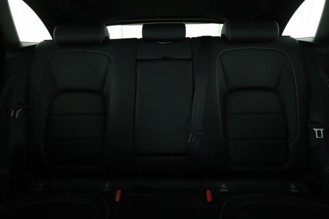 Jaguar F-Pace image 6