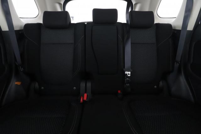 Mitsubishi Outlander image 4