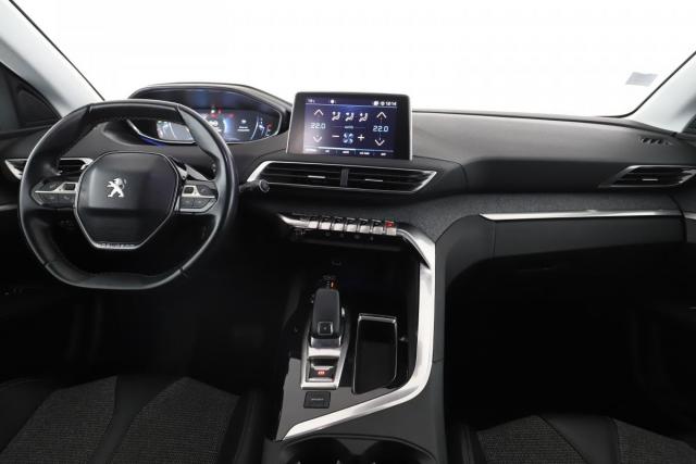 Peugeot 3008 image 2