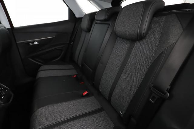Peugeot 3008 image 7